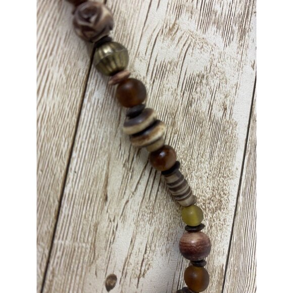 Vintage Earth Tones Mix Bead Shell Stone Wood Necklace BOHO - Picture 3 of 12
